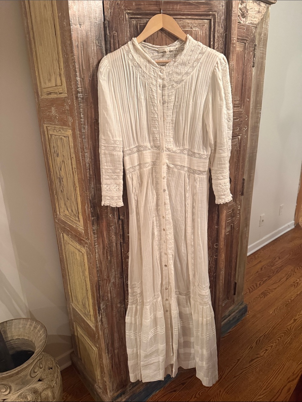 Loveshack fancy Boho-Inspired White Button-Front Maxi Dress size 4